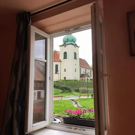 Jiretin בית הארחה Jiřetín pod Jedlovou
